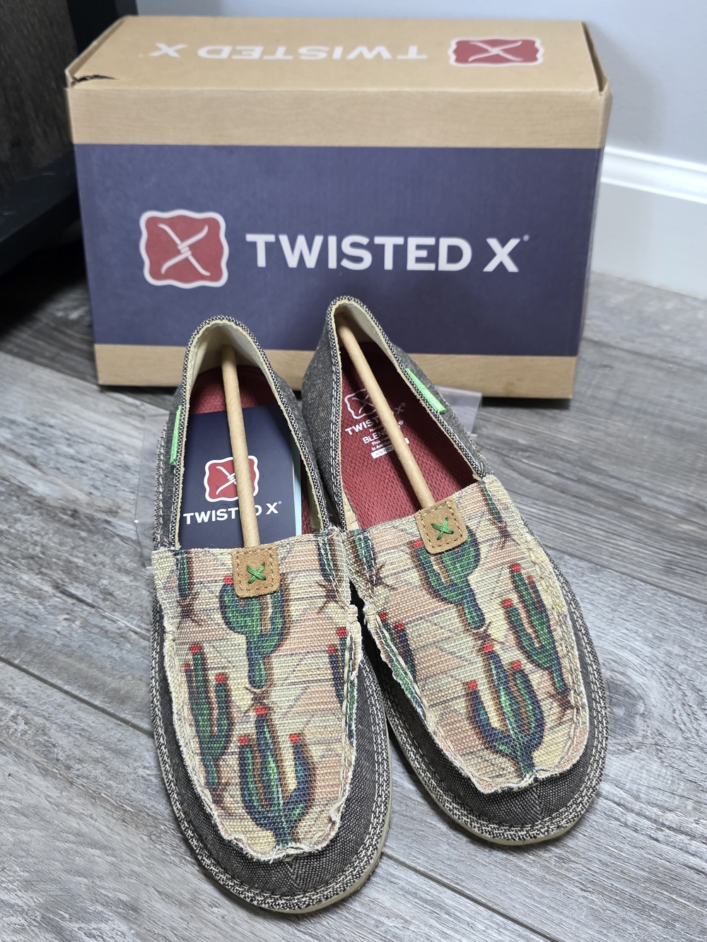 Twisted X Women's Eco Dusted Cactus Western Slip-On Loafer Shoes Sz 5.5 *NWT